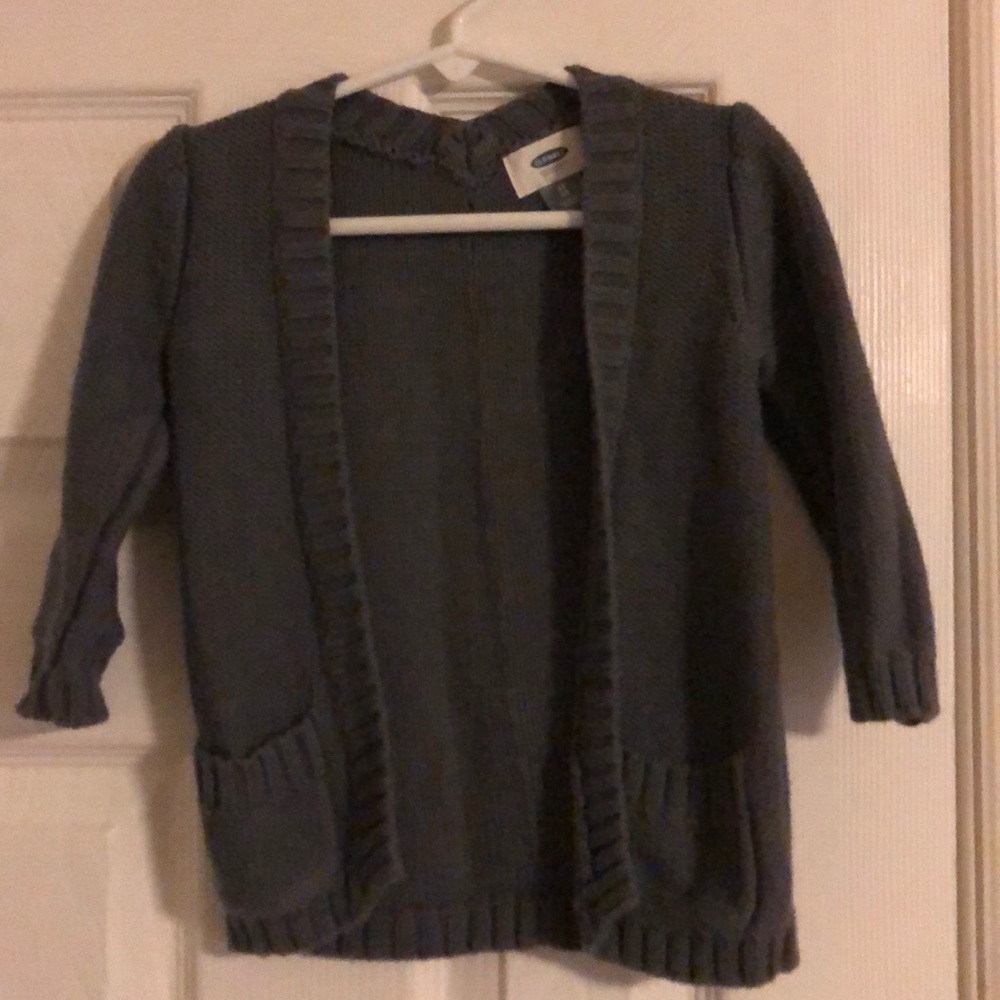 Gray cardi